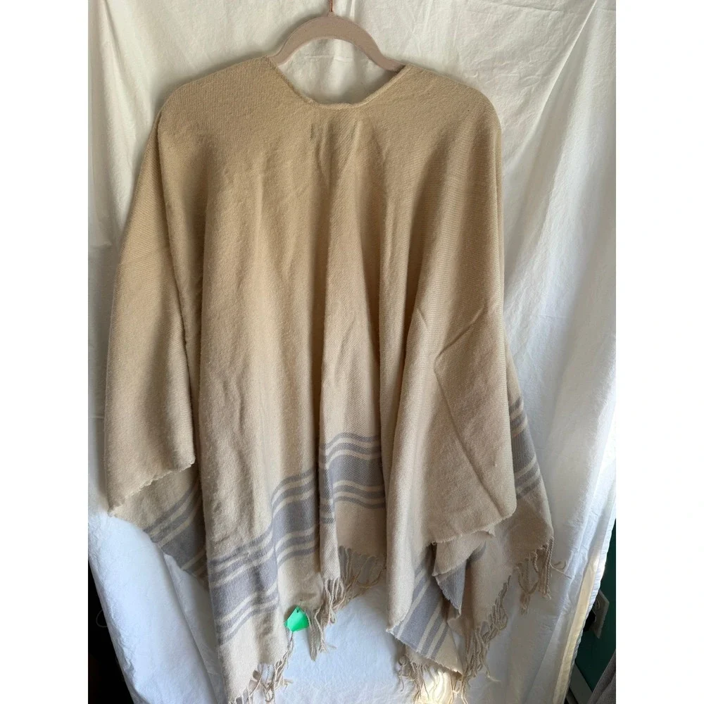 Forever 21 Womens One Size Beige Striped‎ Fringe Open Front Poncho Shawl Wrap